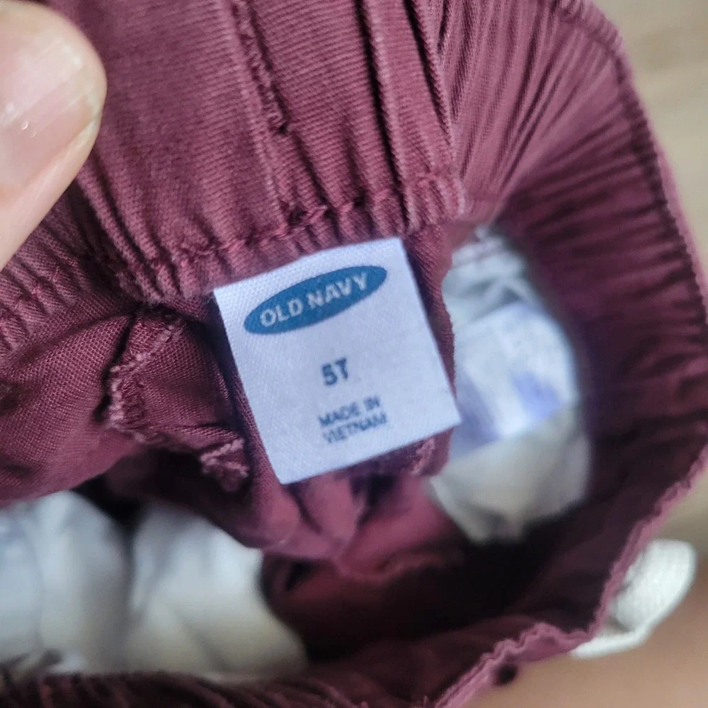 Old Navy Boys Cargo Shorts 5T Burgundy Cotton Casual Outdoor Drawstring